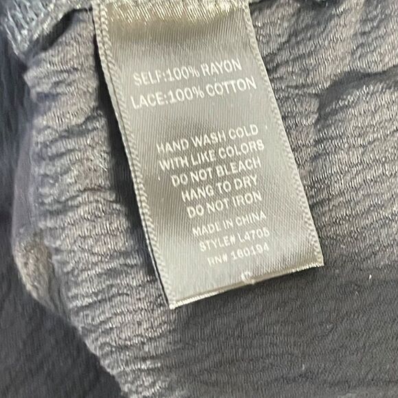 By Together NWT Black Round Neck Raw Hem Gauze Top Lace Detailing on Front Sz S - Picture 10 of 11